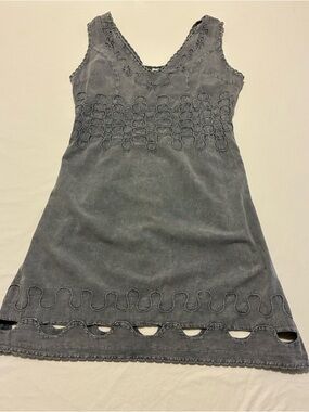 Sleeveless Embroidered V-Neck Dress in Charcoal Gray